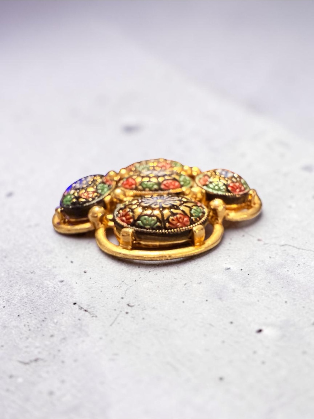 Sarah Coventry Hand Painted Gold-Tone Floral Enamel Brooch - Blue, Red, Green - Picture 4 of 11